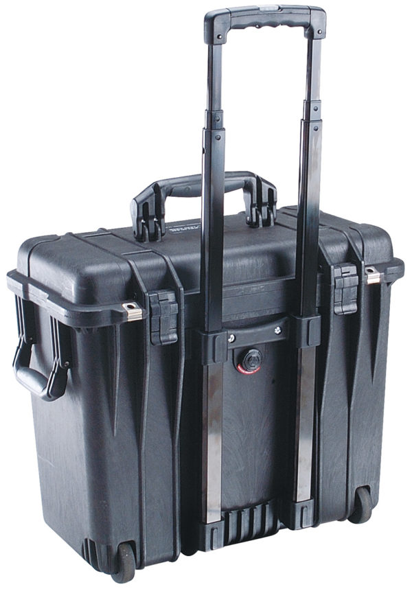 Pelican 1440 Protector Case, ID: 17.10" x 7.50" x 16"