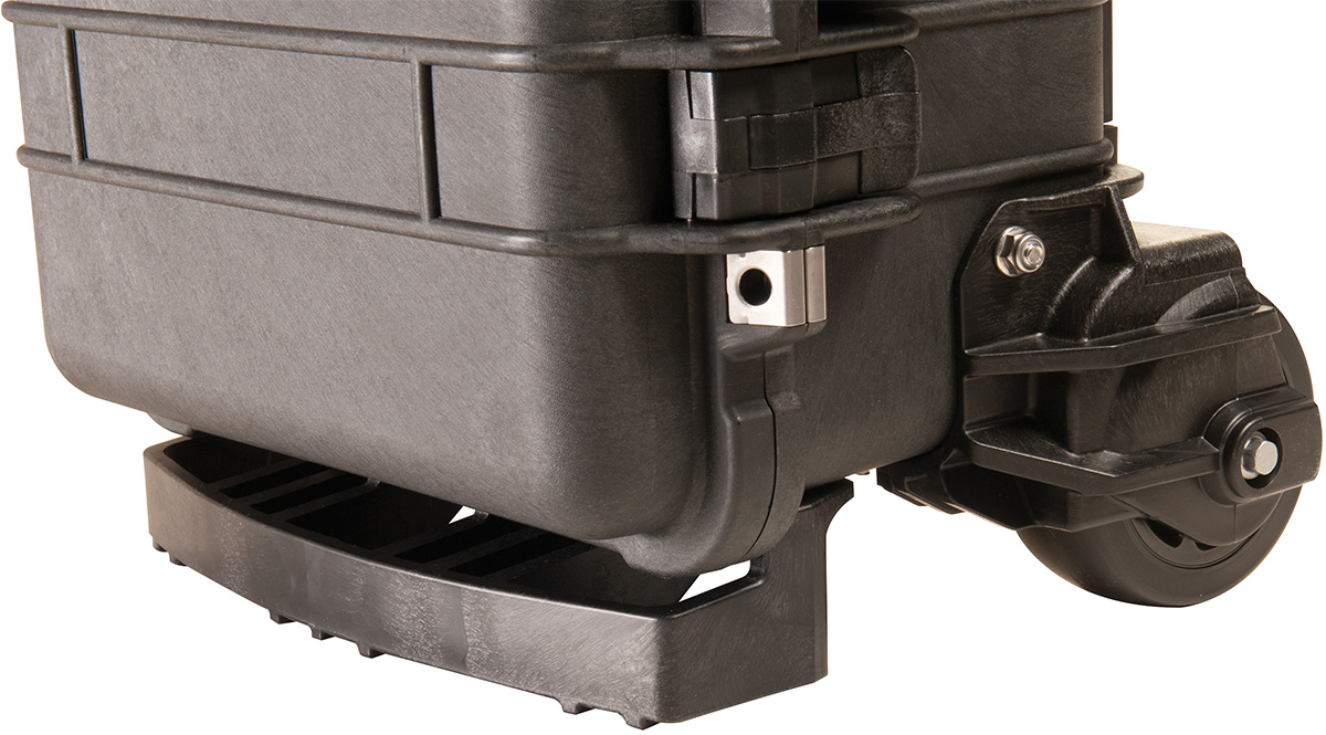 Pelican 1510M Protector Case, ID 19.75″ x 11″ x 7.60″ Pelican 1510M Protector Case, ID 19.75" x 11" x 7.60" - Image 2